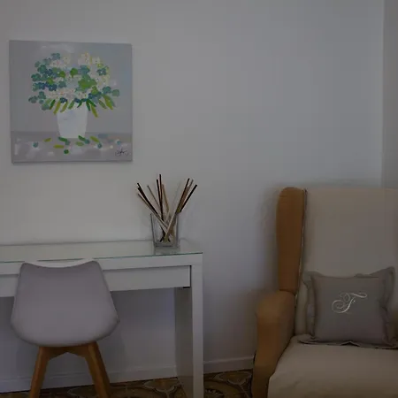 Holiday home Flower's