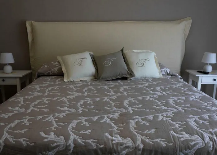 Holiday home Flower's